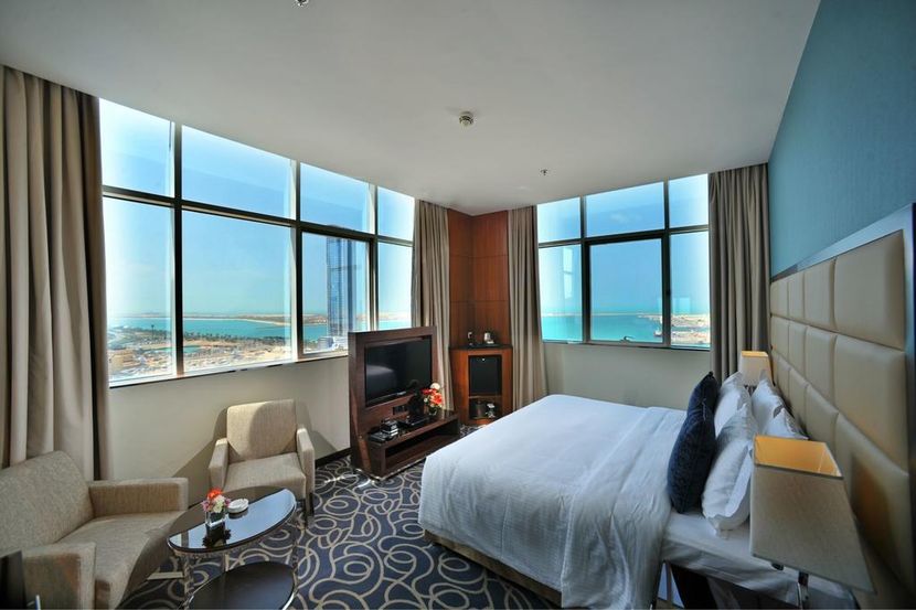 RAMADA ABU DHABI CORNICHE - 6