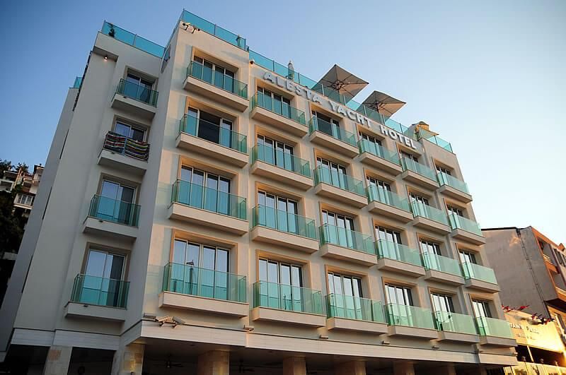 Alesta Yacht Hotel - 1