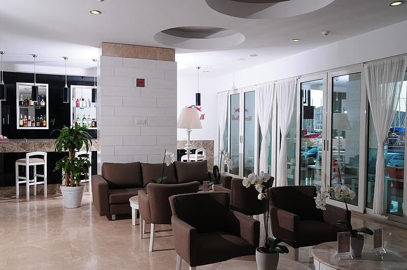 Alesta Yacht Hotel - 19