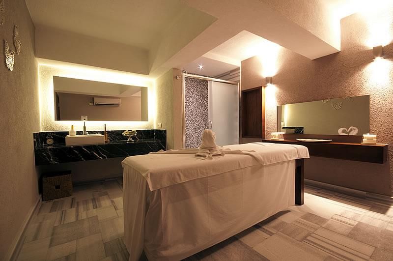 Alesta Yacht Hotel - 3