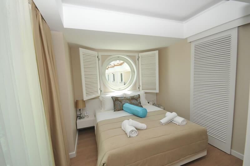 Alesta Yacht Hotel - 8