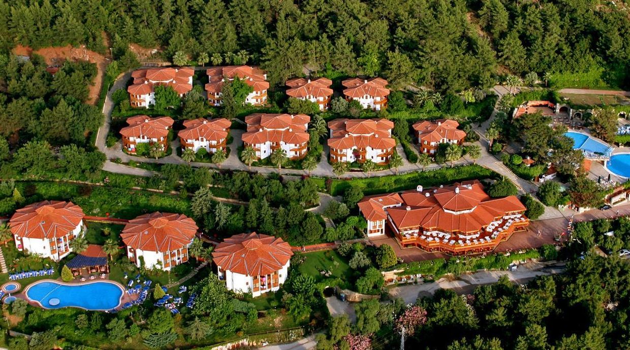 Montana Pine Resort - 1