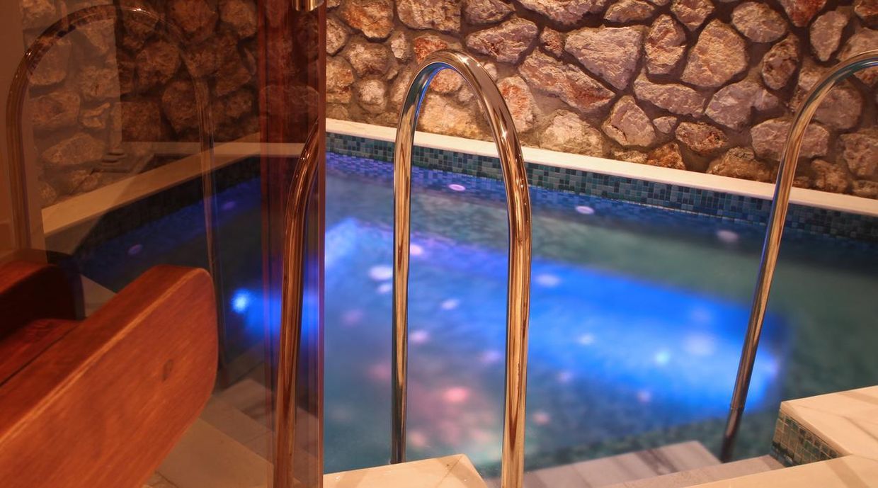 Montana Pine Resort - 15