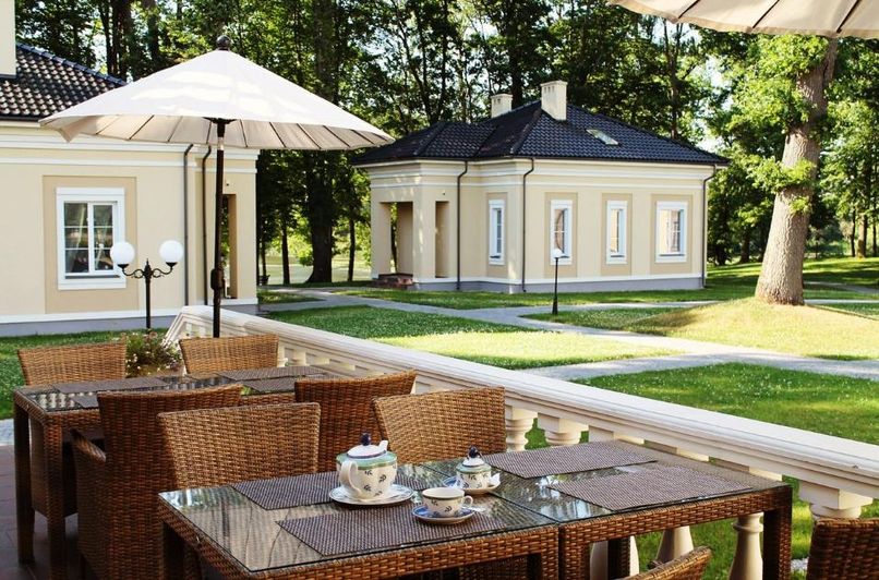 ФИЛИПП, парк-отель - 1