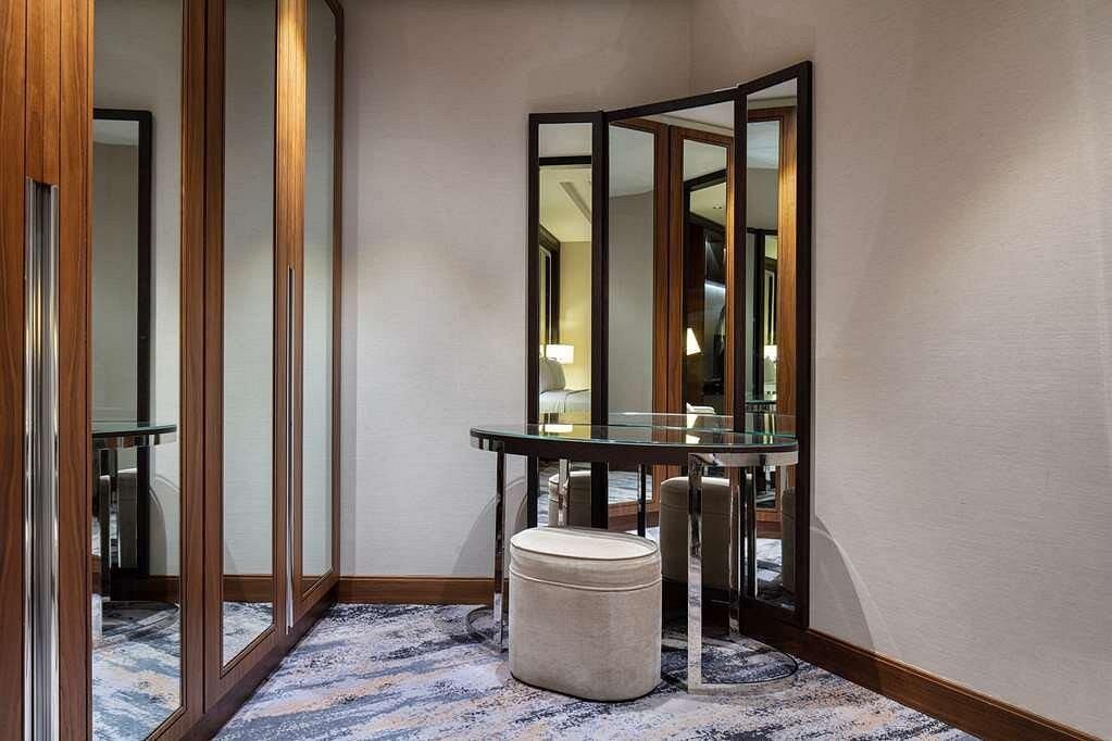 Hilton Istanbul Bomonti Hotel & Conference Center - 23