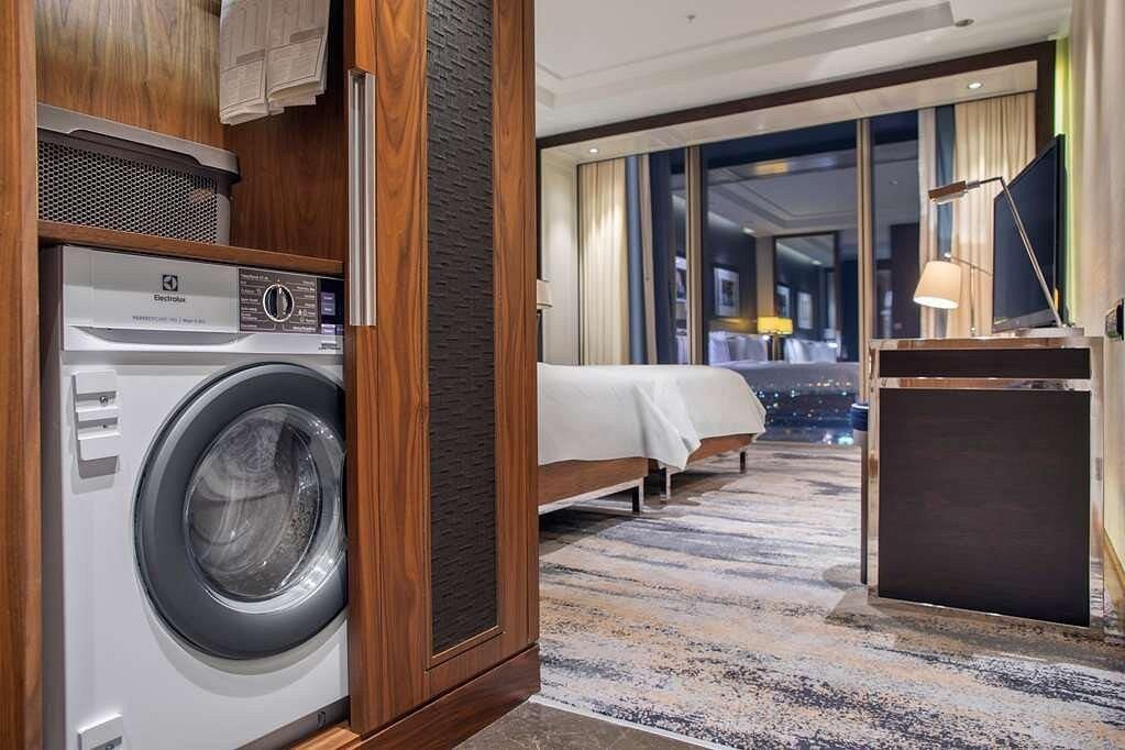 Hilton Istanbul Bomonti Hotel & Conference Center - 24