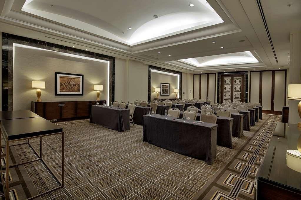 Hilton Istanbul Bomonti Hotel & Conference Center - 35