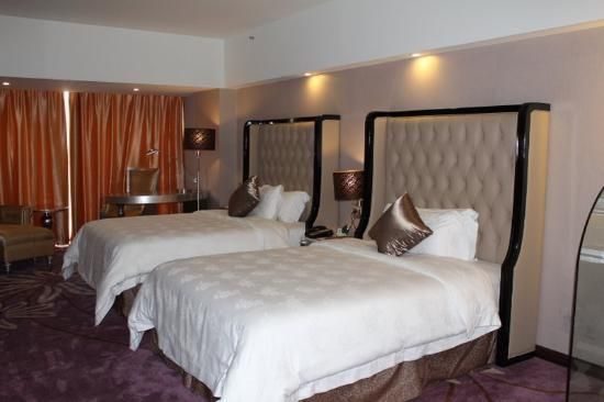 CLAYTON HOTEL GUANGZHOU - 2