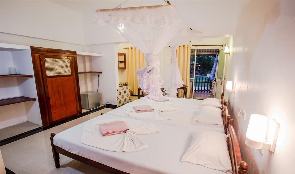 SEA VIEW BEACH IN UNAWATUANA - 32