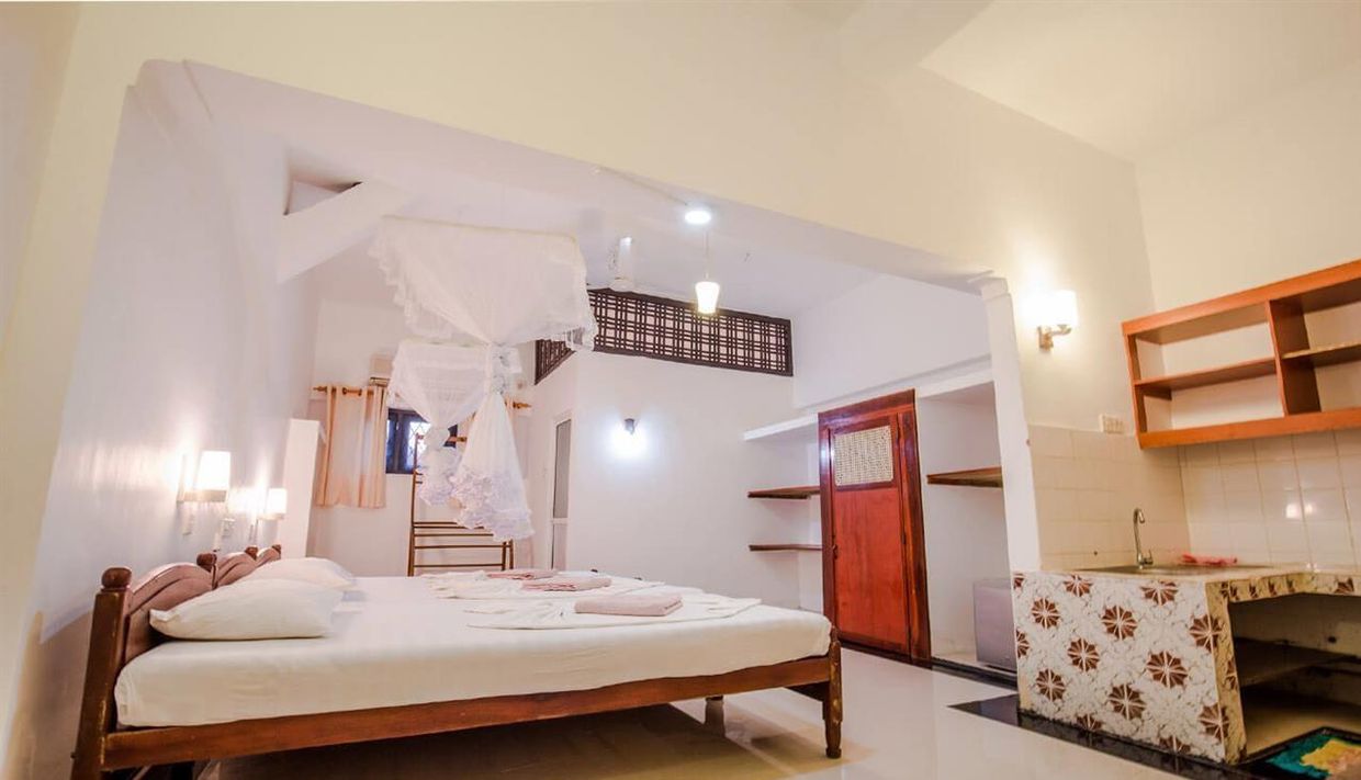 SEA VIEW BEACH IN UNAWATUANA - 33