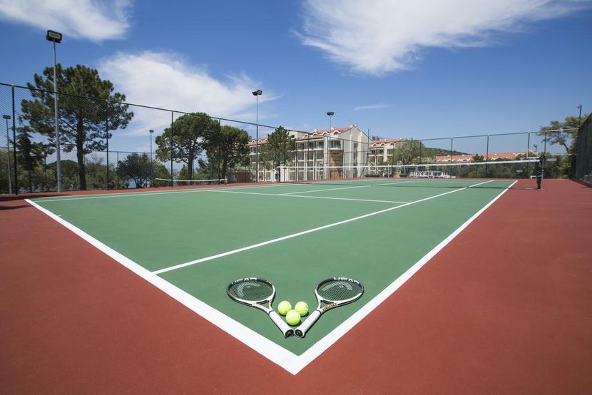 Ramada Resort by Wyndham Kusadasi Golf - 4