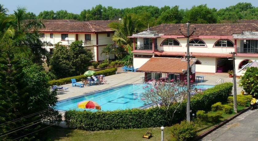 CLAREM GUESTHOUSE - 1