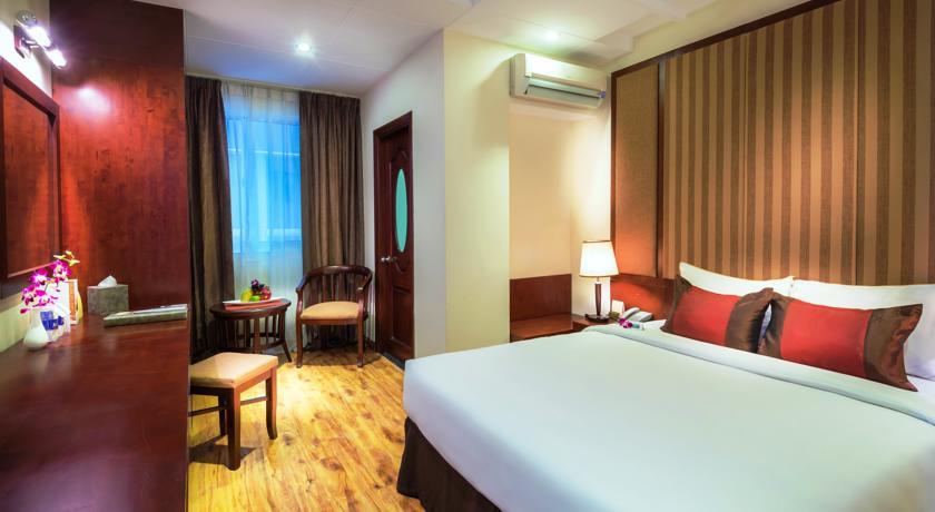 PARAGON SAIGON - 1