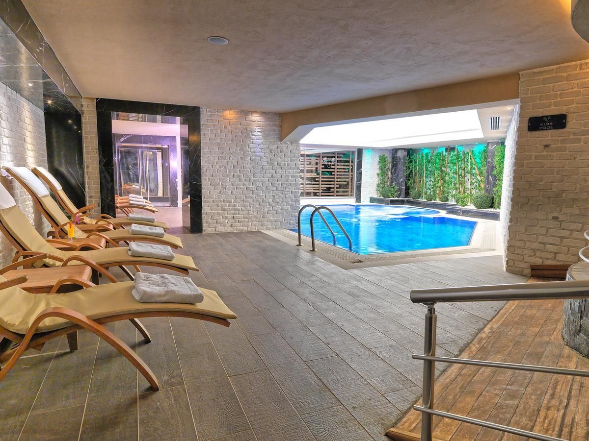 Mercure Istanbul Bomonti Hotel - 11