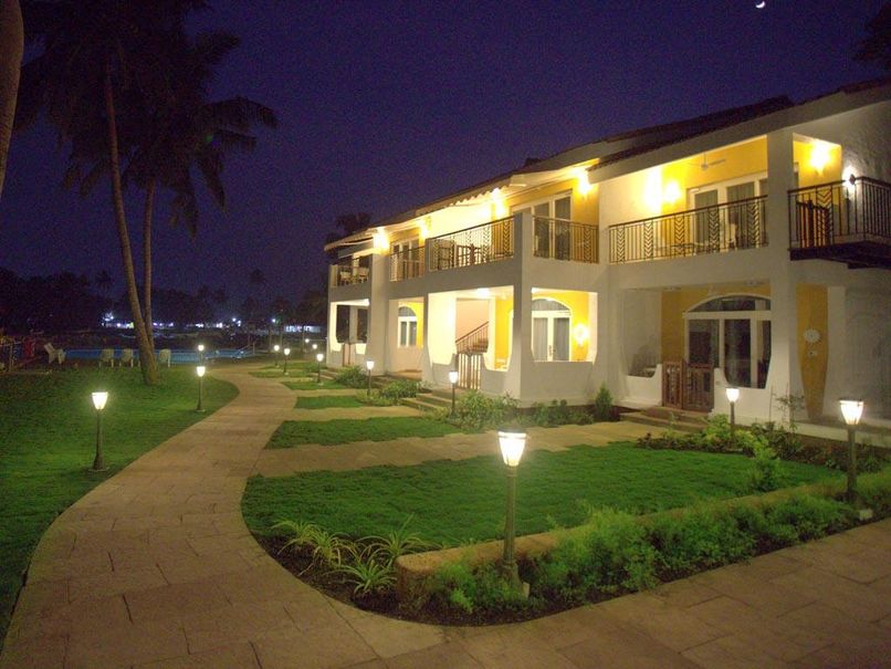 ACRON WATERFRONT RESORT - 2