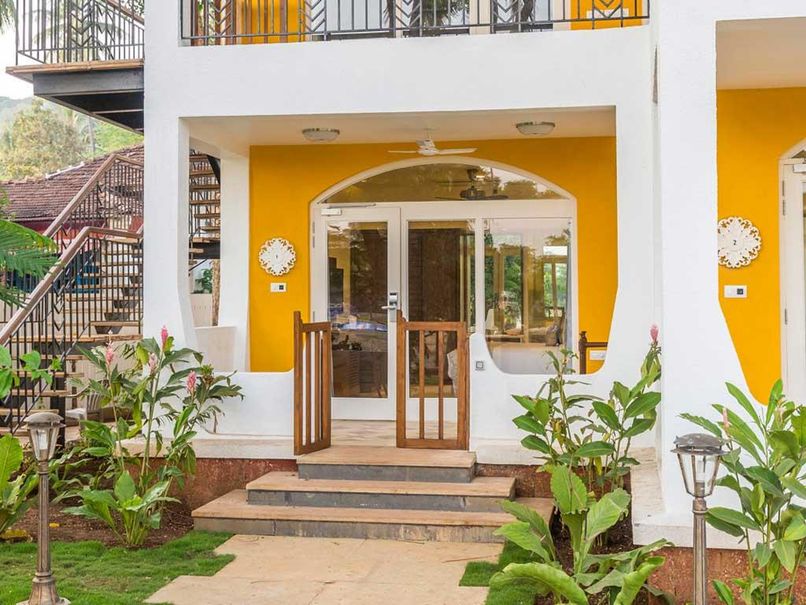 ACRON WATERFRONT RESORT - 3