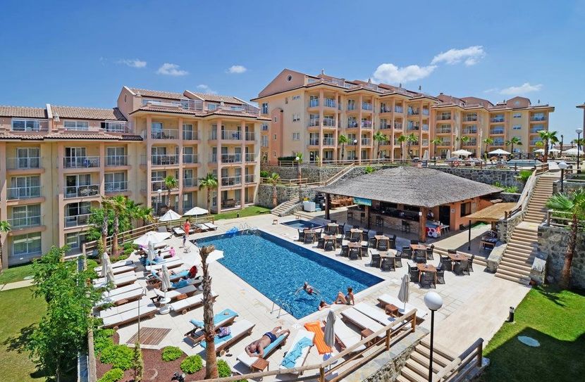 Unique Residence Hotel Golf & Spa (ex. Wyndham Residences Kusadasi Golf and Spa) - 1