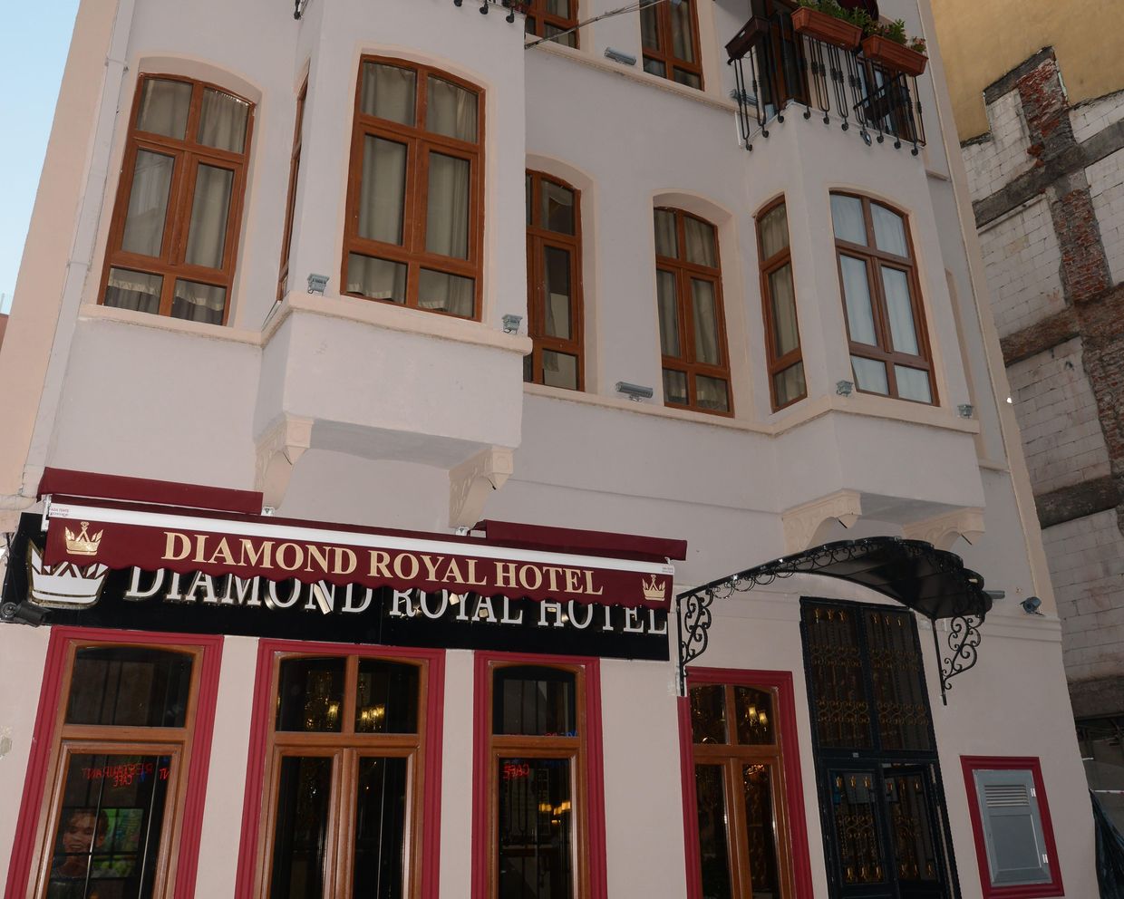 Diamond Royal Hotel - 24