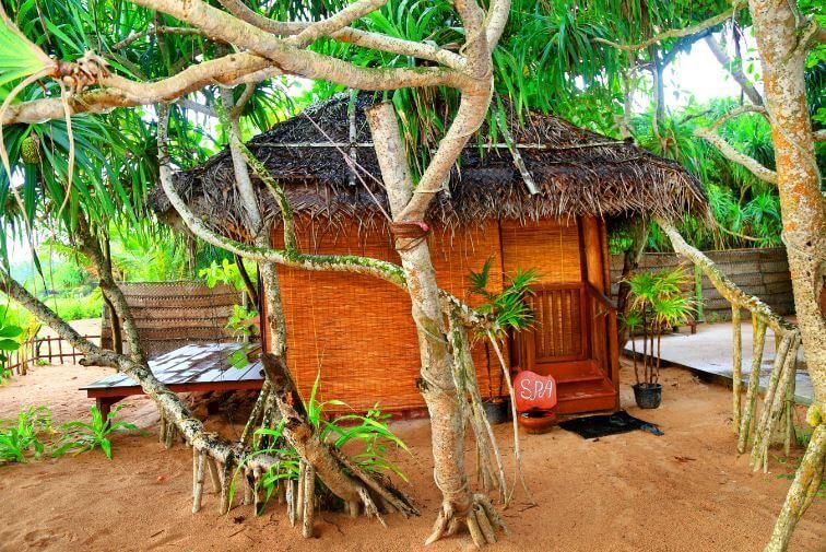 ROCK SIDE BEACH RESORT - 2
