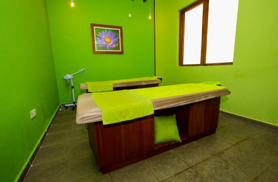 THE BEACH CABANAS  - 10