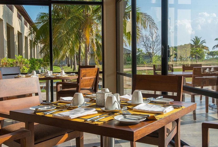 SUNRISE HOTEL (ex. SUNRISE BY JETWING) - 5