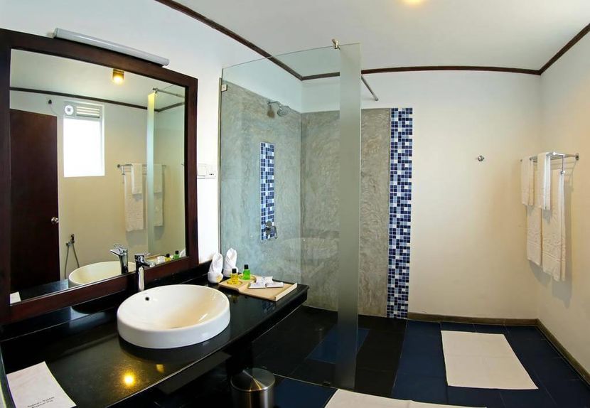 RATHNA BEACH RESORT (ex. COCO ROYAL BEACH, WASKADUWA) - 6