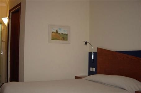 COMFORT HOTEL ASTANA - 11