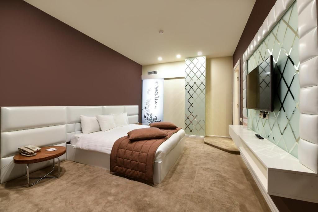 OPERA SUITE HOTEL YEREVAN - 13