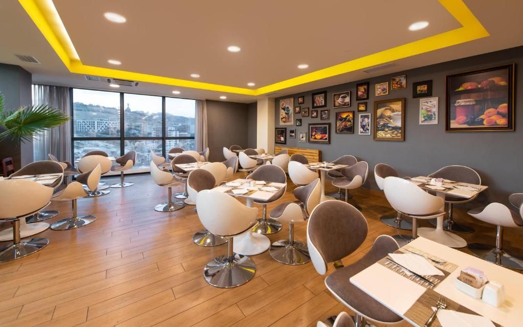 OPERA SUITE HOTEL YEREVAN - 24