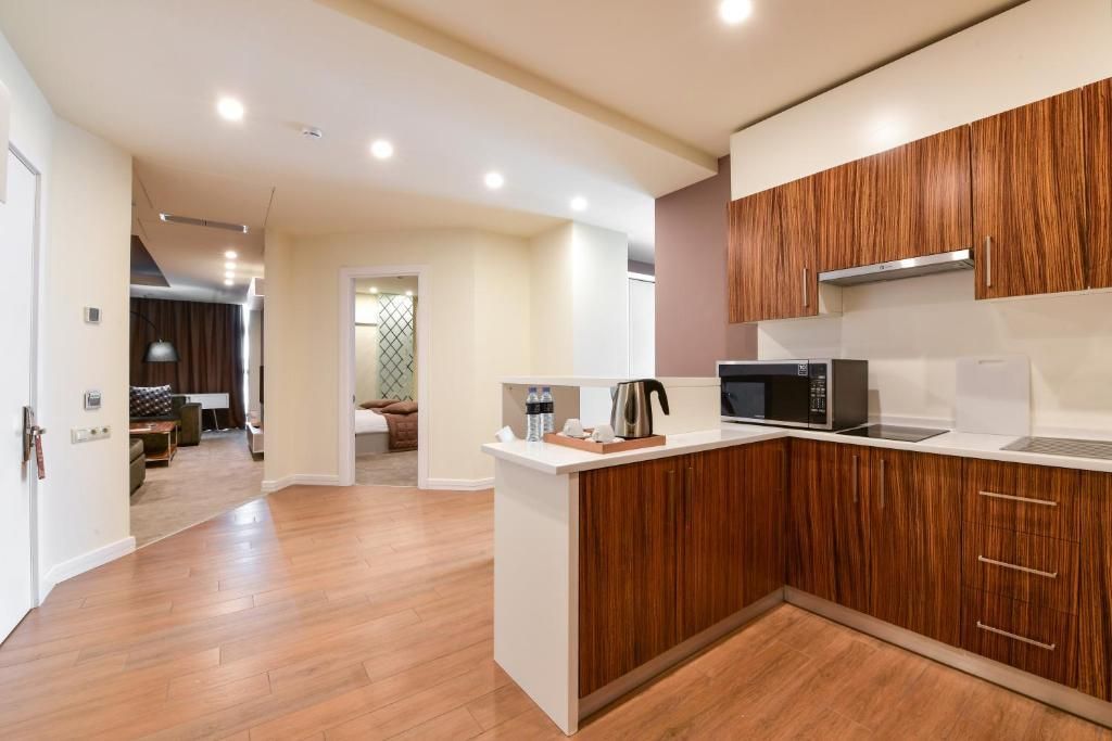 OPERA SUITE HOTEL YEREVAN - 4