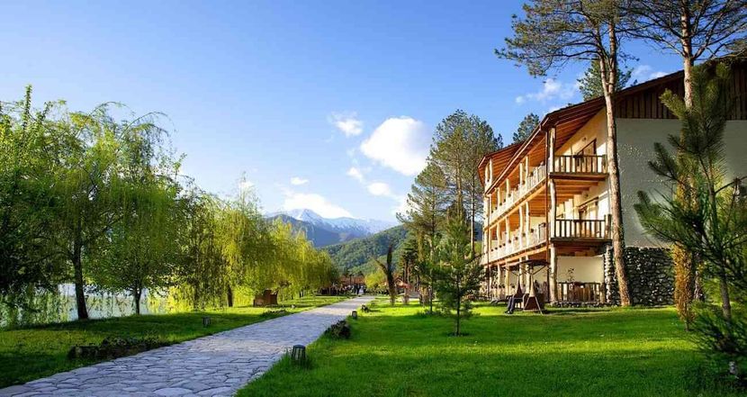 LOPOTA LAKE RESORT & SPA - 2