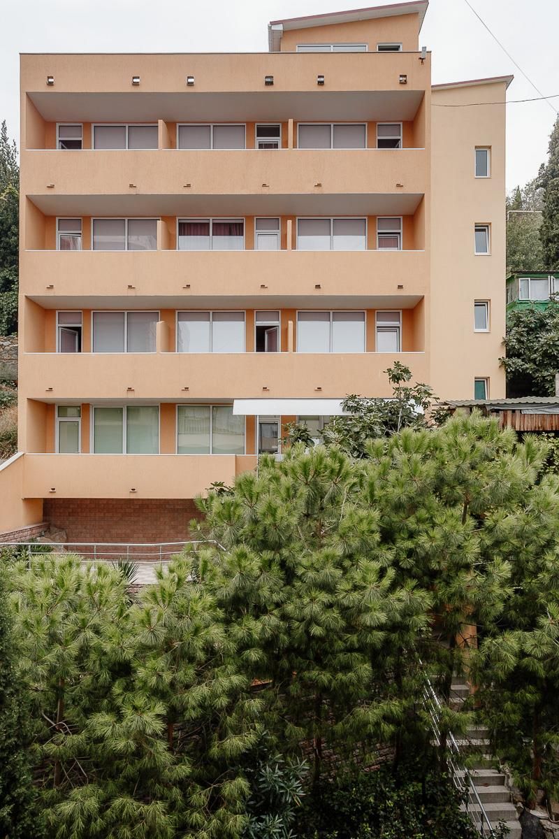 ЛАМБАТ, отель - 1