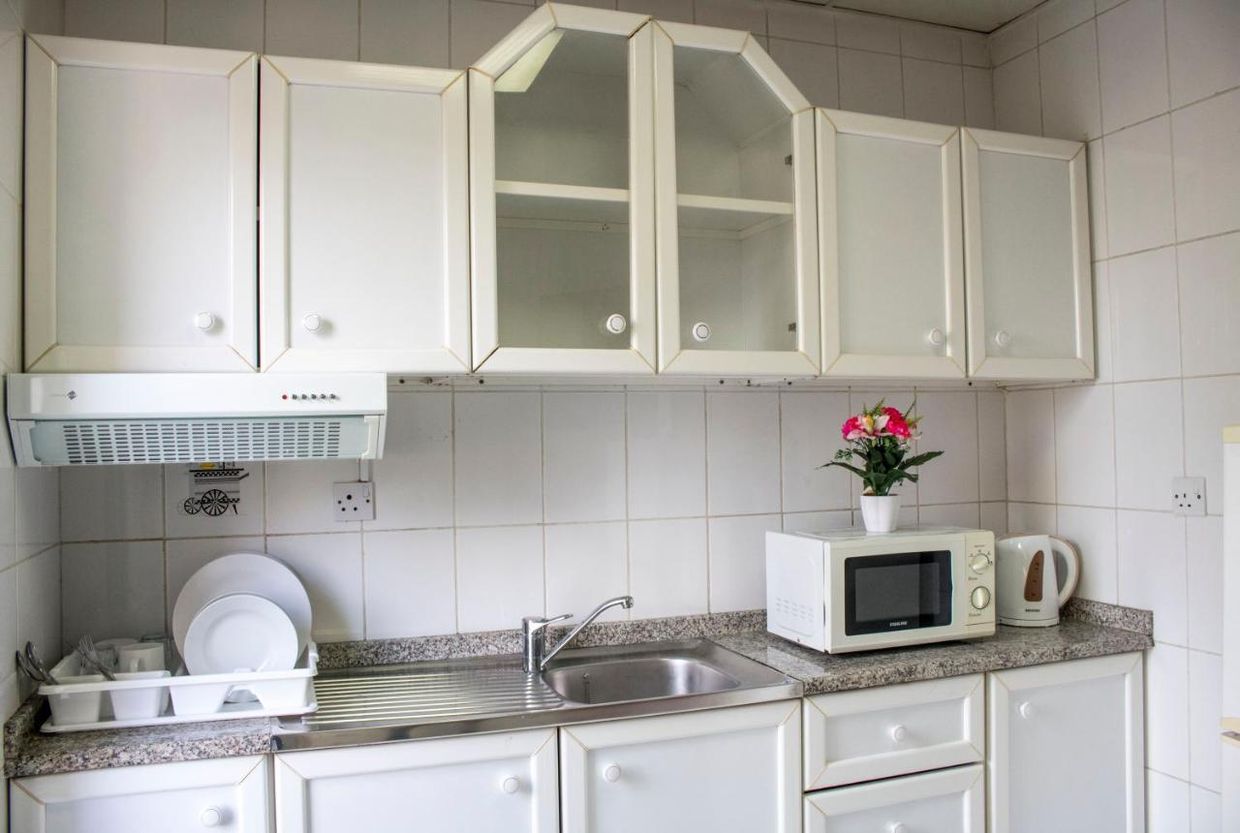 AL MAHA REGENCY HOTEL SUITES - 12