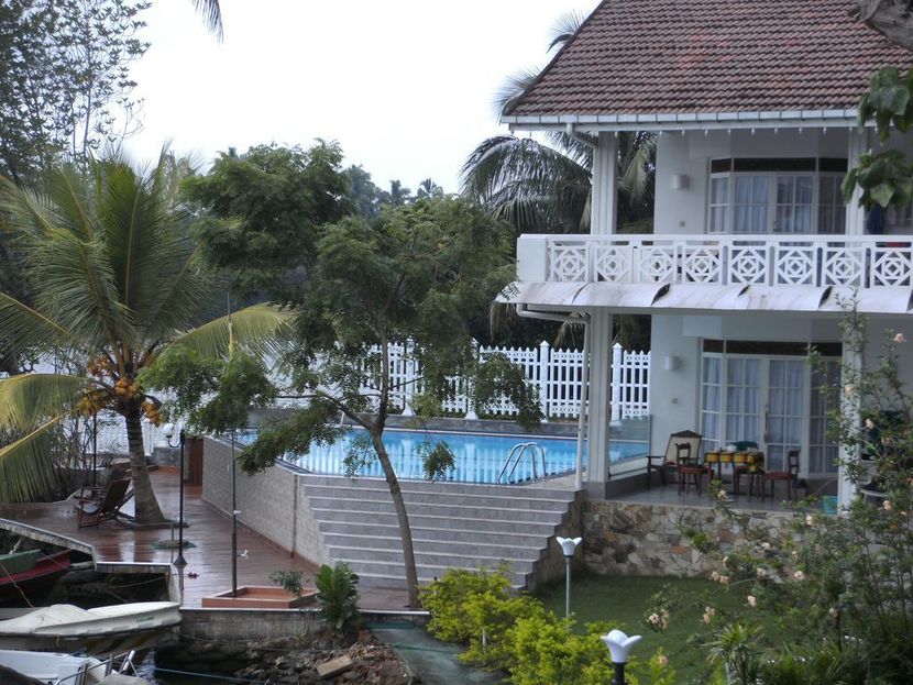 LALUNA AYURVEDA RESORT - 1