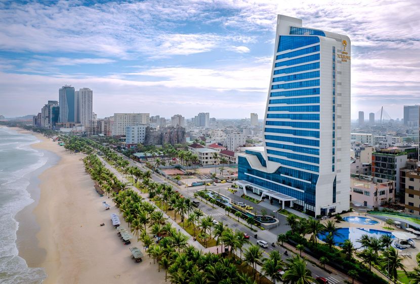 GRAND TOURANE HOTEL - 1