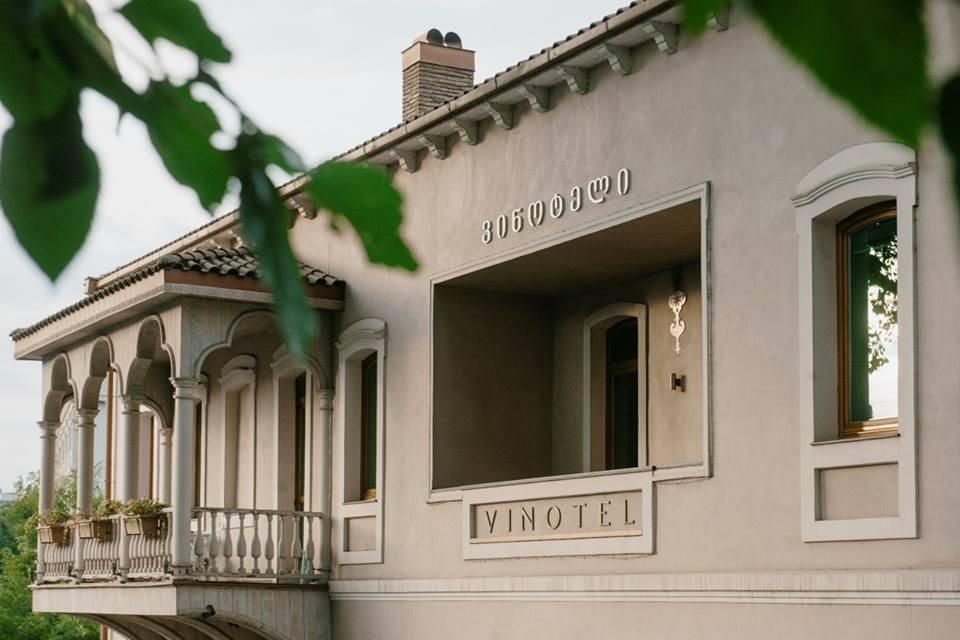 VINOTEL - 1