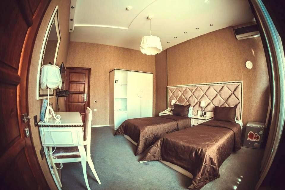 MAESTRO HOTEL - 12