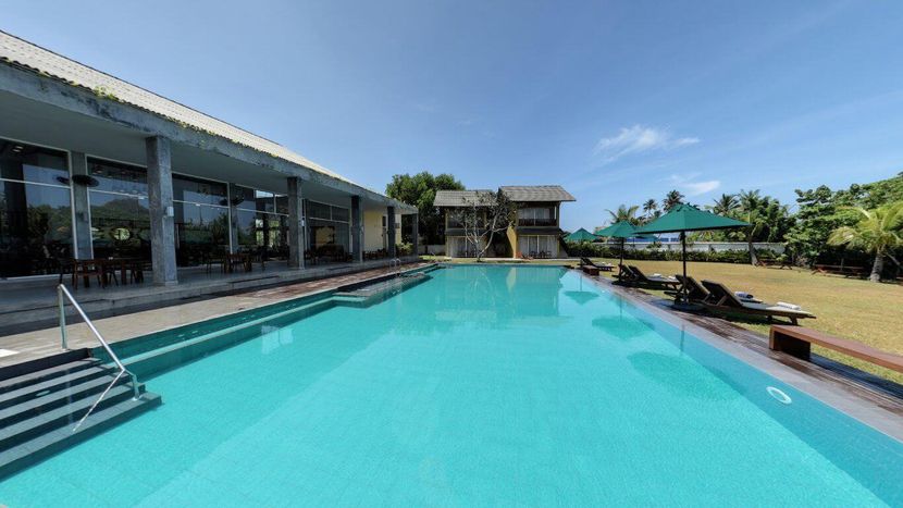 SOUTH LAKE RESORT - 1