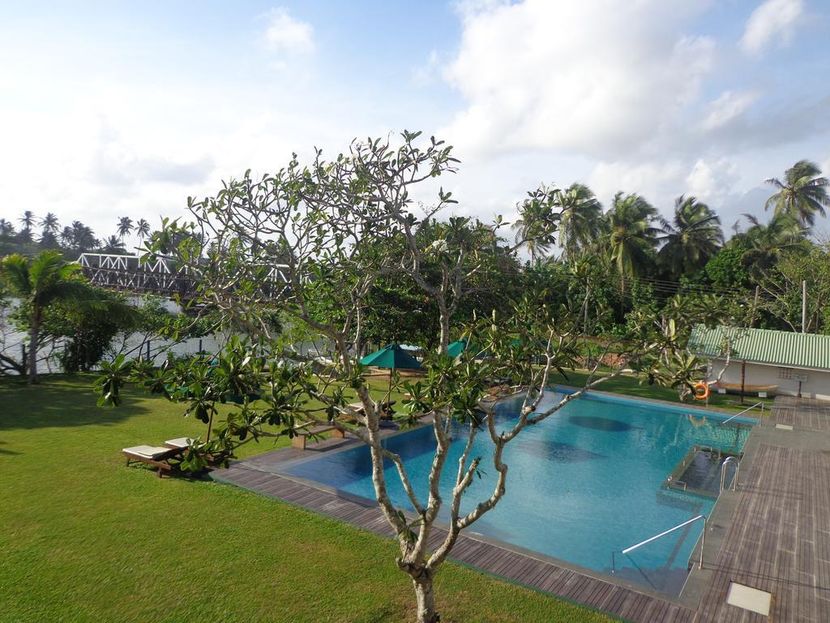 SOUTH LAKE RESORT - 4