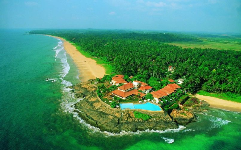 Шри-Ланка отменила визы для граждан России и 34 других стран: что это значит для туристов?