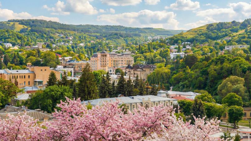 Погода и варианты активного отдыха в Кисловодске в апреле