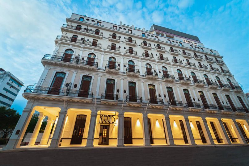 MYSTIQUE REGIS HABANA - 1