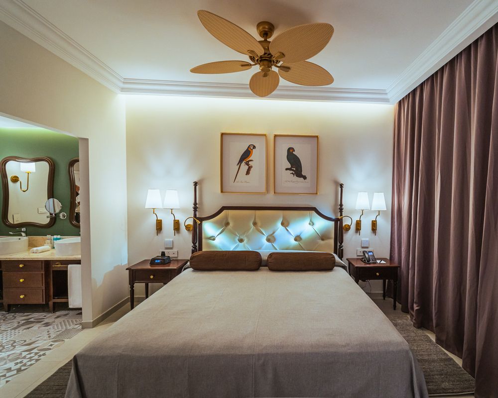 MYSTIQUE REGIS HABANA - 10