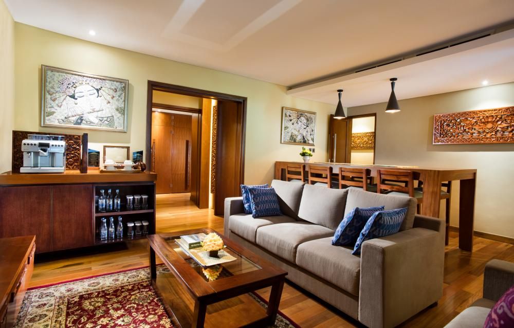 INTERCONTINENTAL - 29