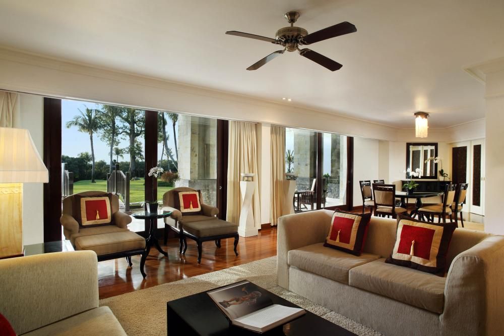 INTERCONTINENTAL - 26