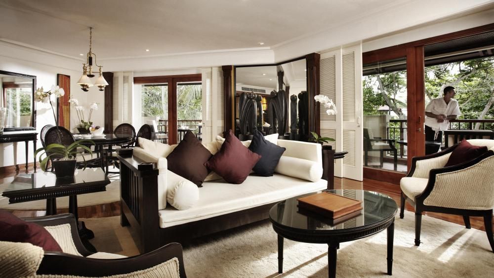 INTERCONTINENTAL - 25