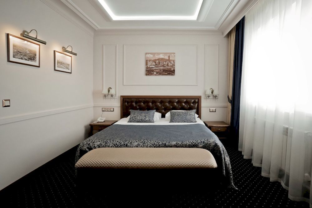 ОКТЯБРЬСКАЯ, гостиница - 45