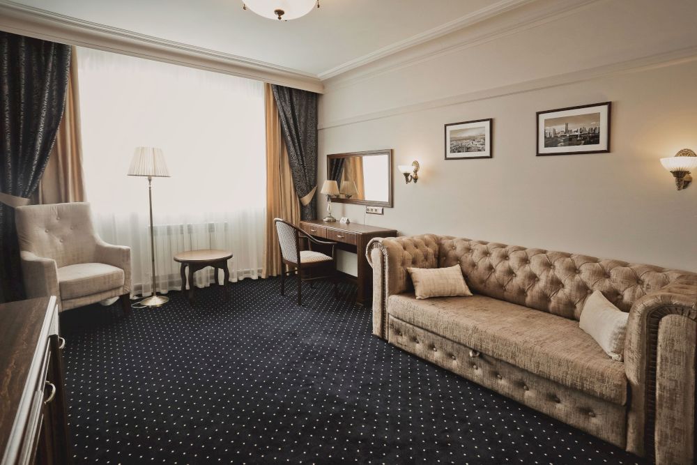 ОКТЯБРЬСКАЯ, гостиница - 39