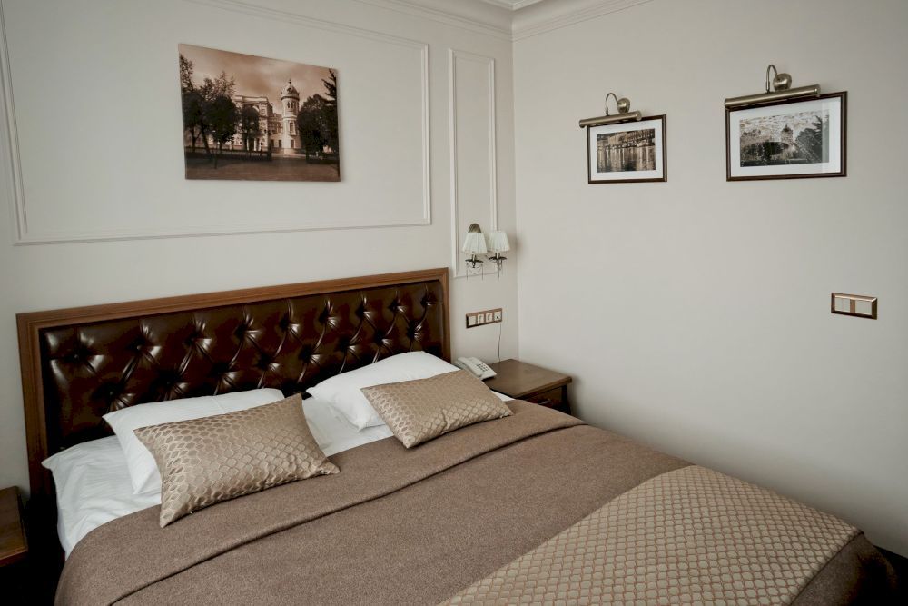 ОКТЯБРЬСКАЯ, гостиница - 30