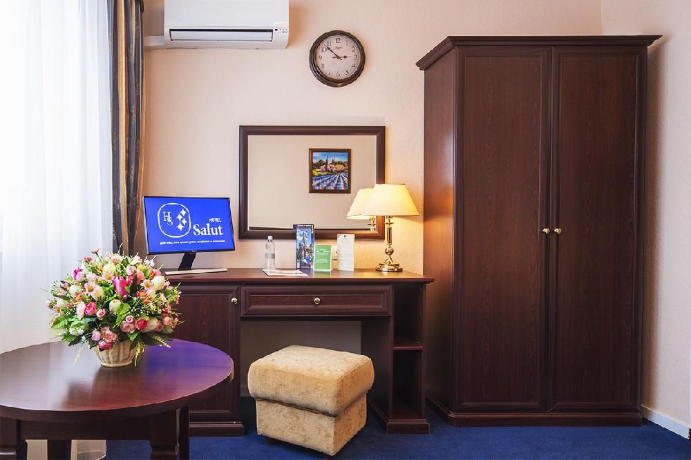 САЛЮТ, гостиница - 33